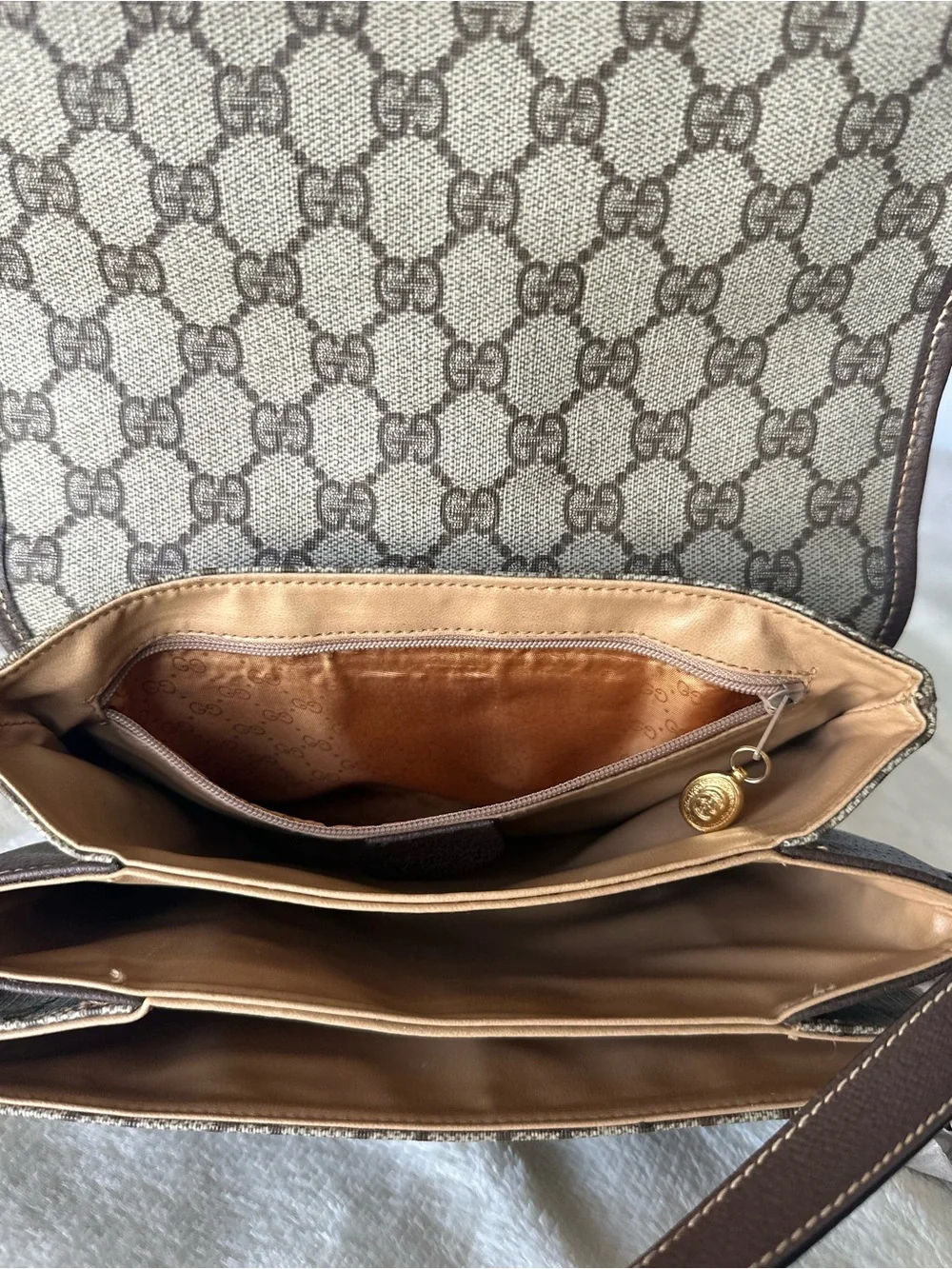 Gucci Monogram Shoulder Bag - Picture 11 of 16